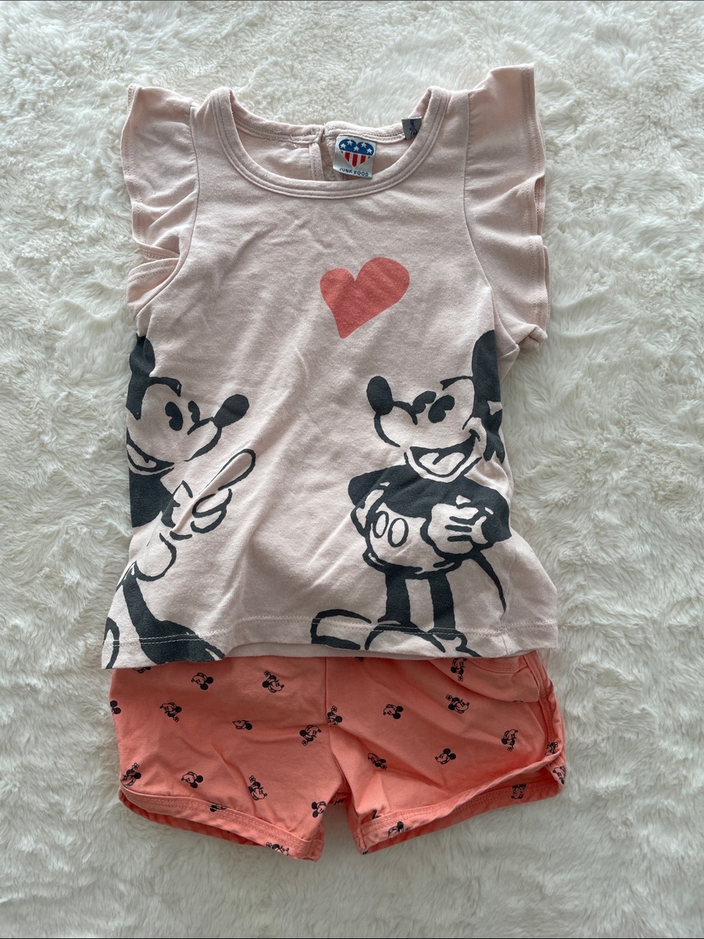SALE! Disney x Junkfood Girls Pink Heart & Mickey Minnie Mouse Short Set 2T